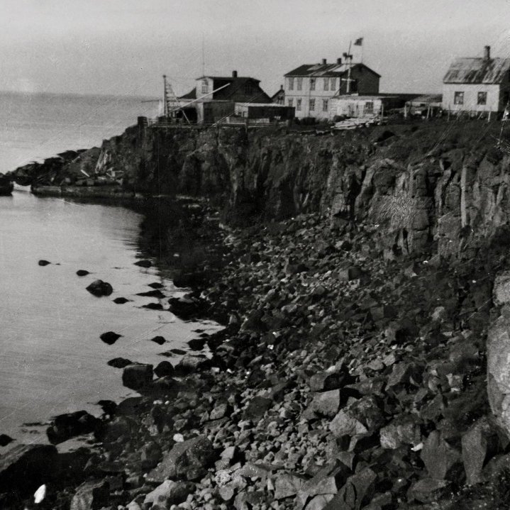 277933_387167394703770_1837809270_o