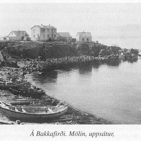 389547_2636700311507_892638324_n