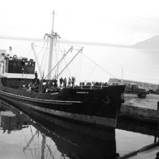 389813_2636726672166_866672338_n