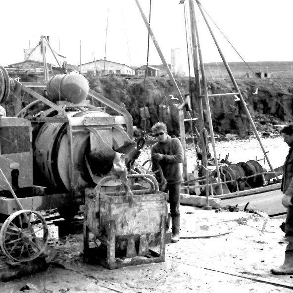 390690_2636717151928_474709382_n