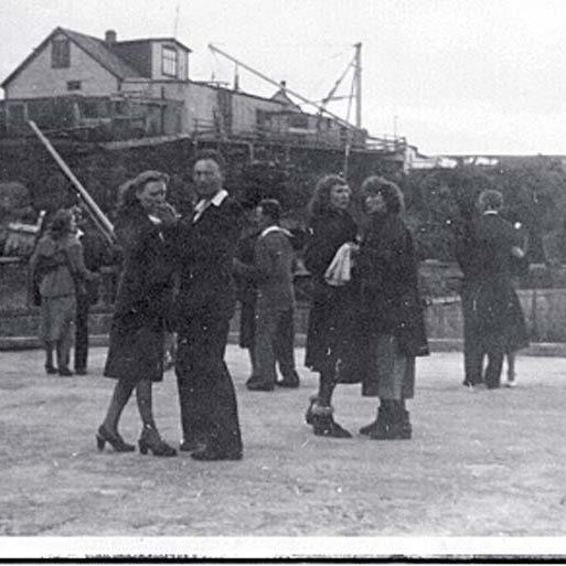 406172_2636704711617_602474013_n