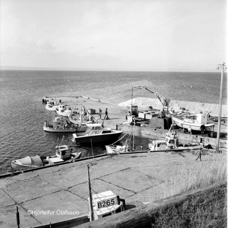 408189_2636703631590_943260033_n