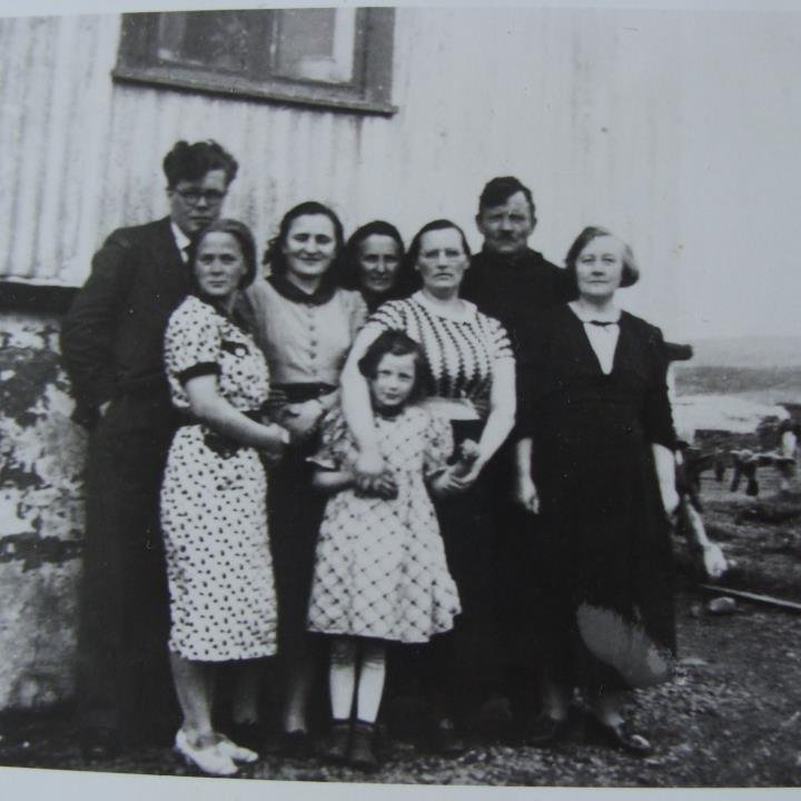 533443_3491606483627_1547582906_n