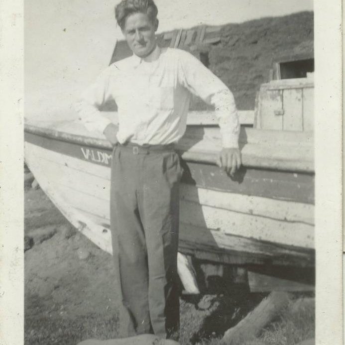 539309_3194006243807_2147162596_n