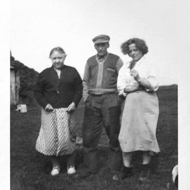 549452_3209481590681_1260457865_n