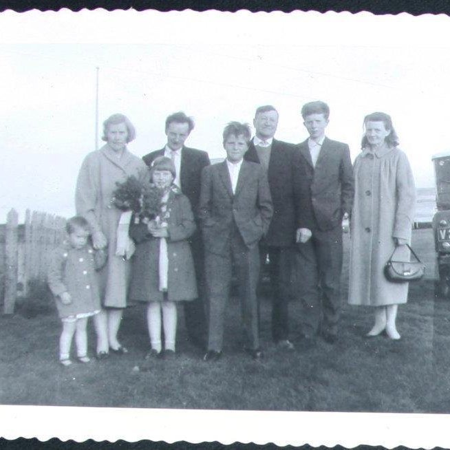 552221_3209479910639_48808598_n