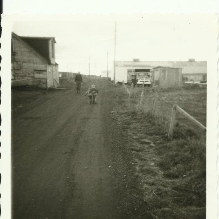 556649_3194053244982_1097491012_n