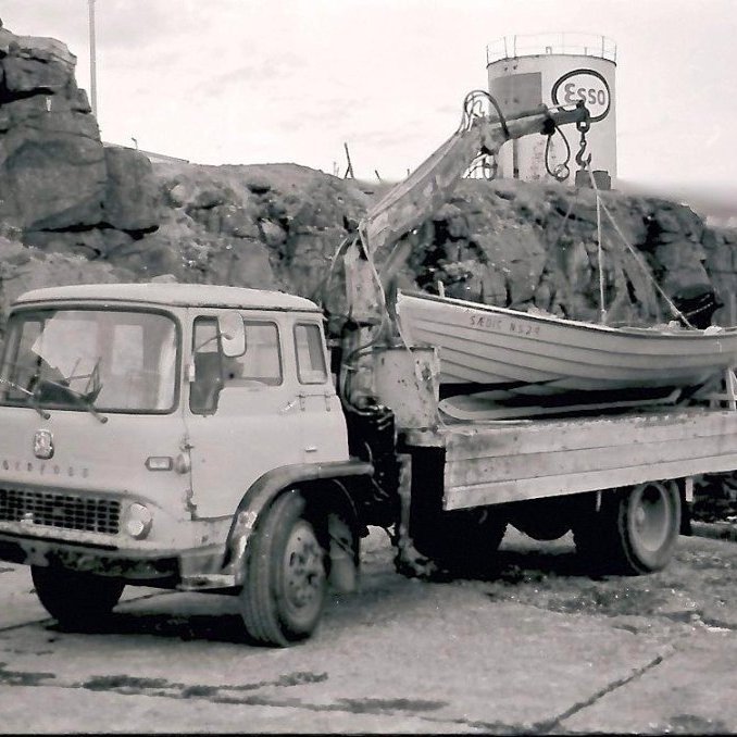 886889_423330571087452_301266005_o