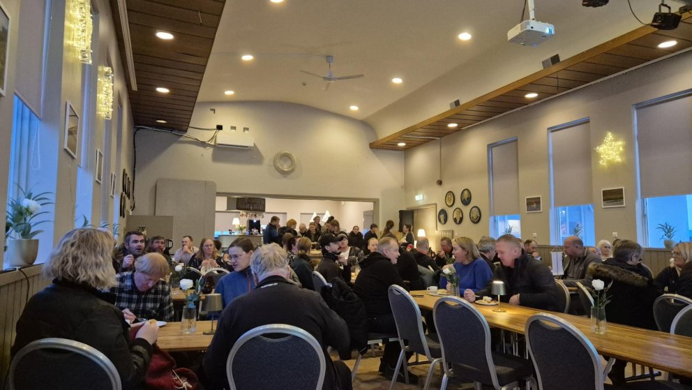 Fjölmenni á íbúafundi vegna grunnskólans