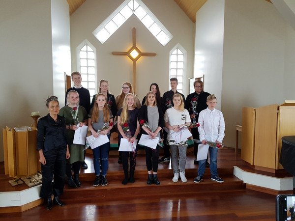 Glaðbeittir unglingar útskrifast úr Grunnskóla Þórshafnar