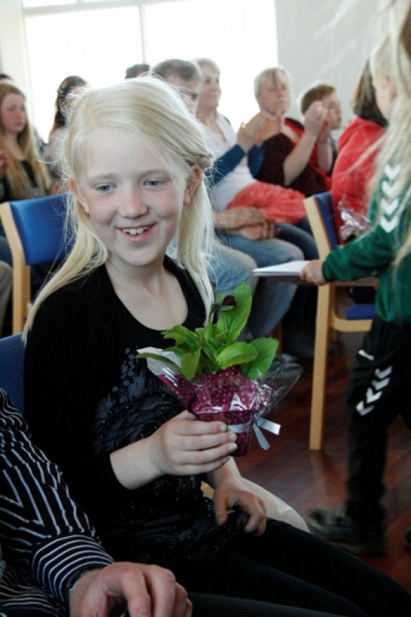 Skólaslit Grunnskólans í blíðskaparveðri