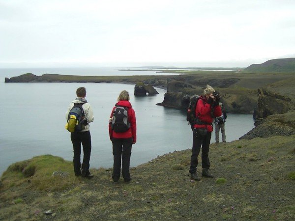 Á Snartarstaðanúp, horft yfir Hvalvík