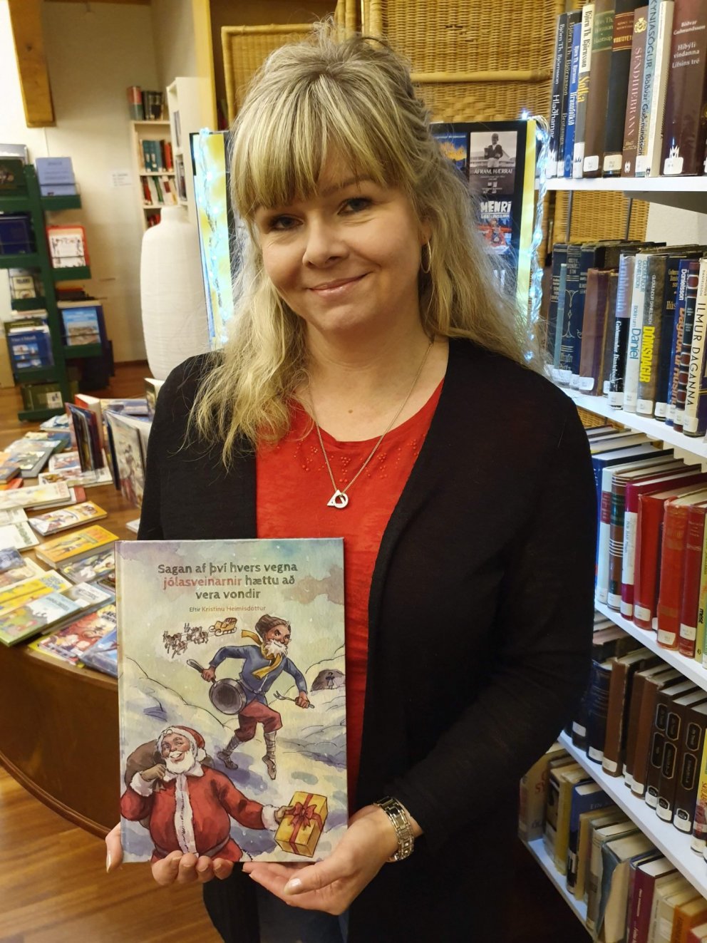 Bókasafnið fær gjafir