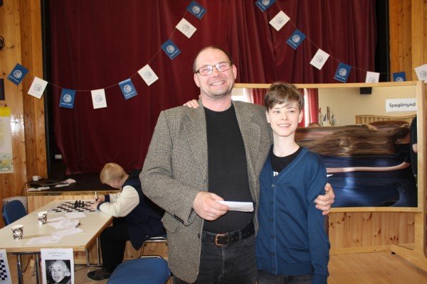 Leystu þraut Einsteins í vísindaveislunni