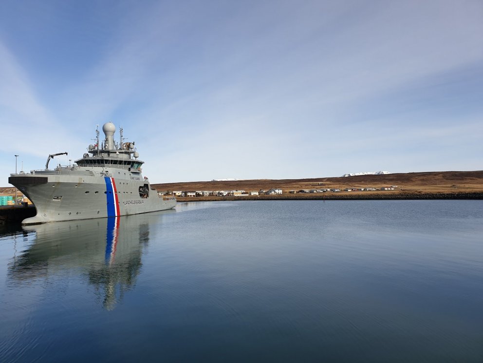 Varðskipið Þór við bryggju á Þórshöfn