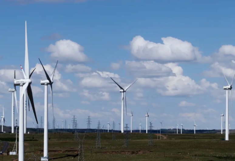 Mynd frá vindmyllugarði erlendis